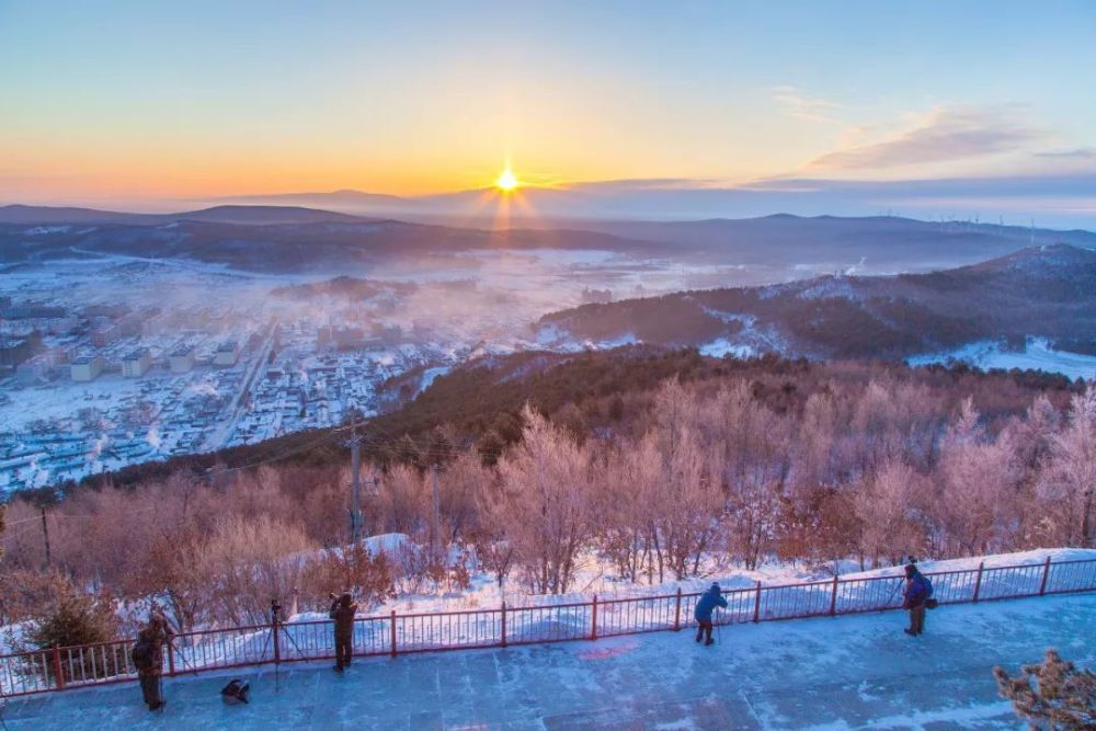 黑龙江，冰封雪锁的北国风光画卷